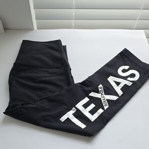 Lululemon X Soulcycle Black Leggings with White TEXAS Graphic Size 8 G215